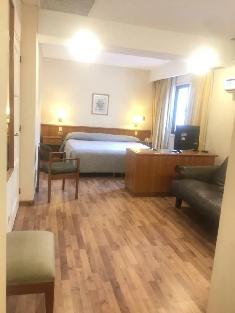 Hotel Cervantes Mendoza