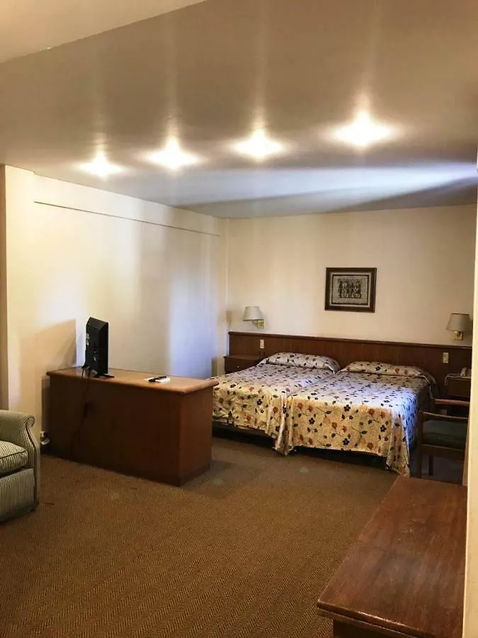 Hotel Cervantes Mendoza