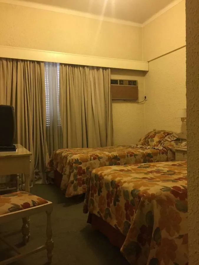 Hotel Cervantes Mendoza 3*,