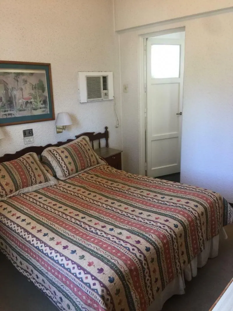 Hotel Cervantes Mendoza 3*,