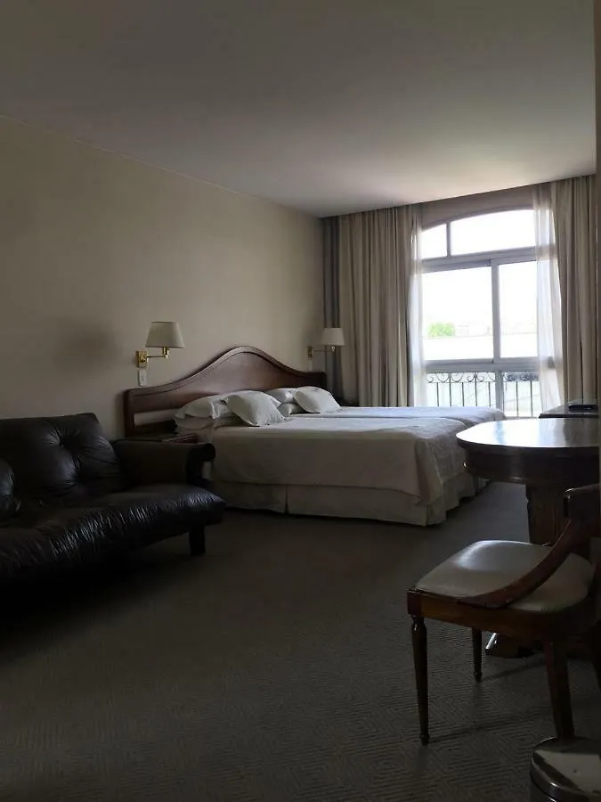 Hotel Cervantes Mendoza